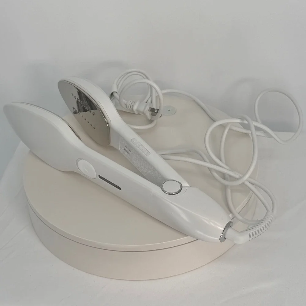 Nori Inc N2 1WH Handheld Portable Steam Iron White Dual Voltage Travel 95-07